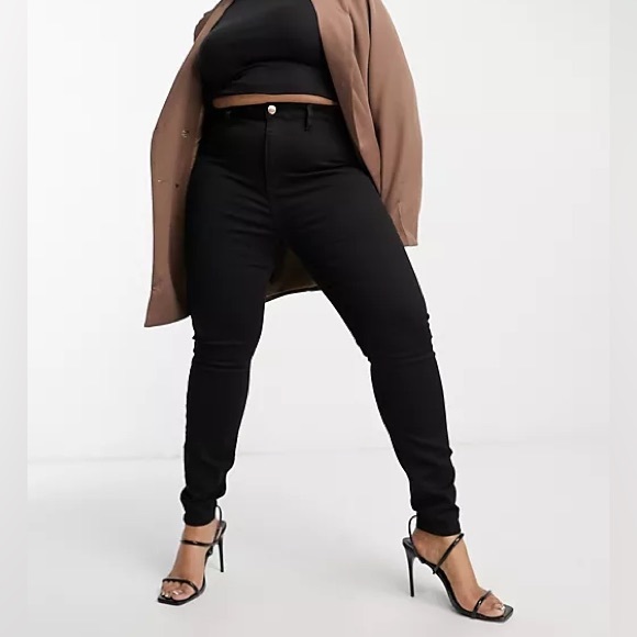 River Island Plus Kaia Jeans - Picture 2 of 11